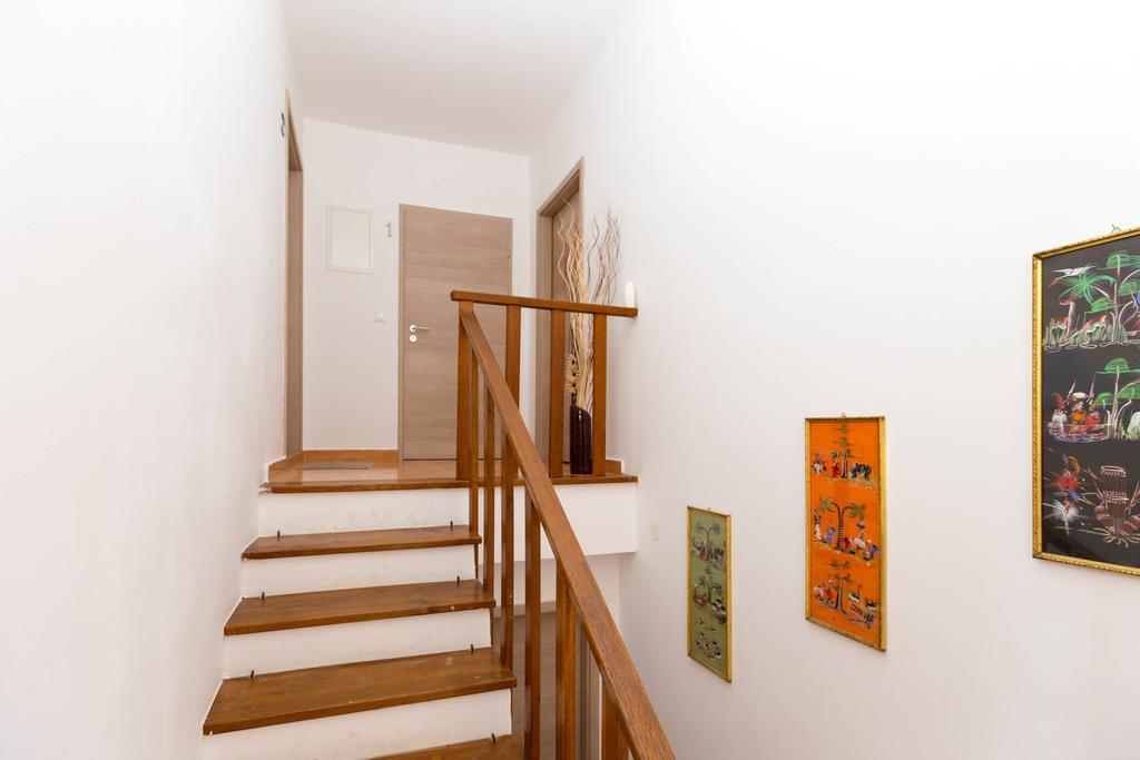 Apartment Senka マリ・ロシニュ エクステリア 写真