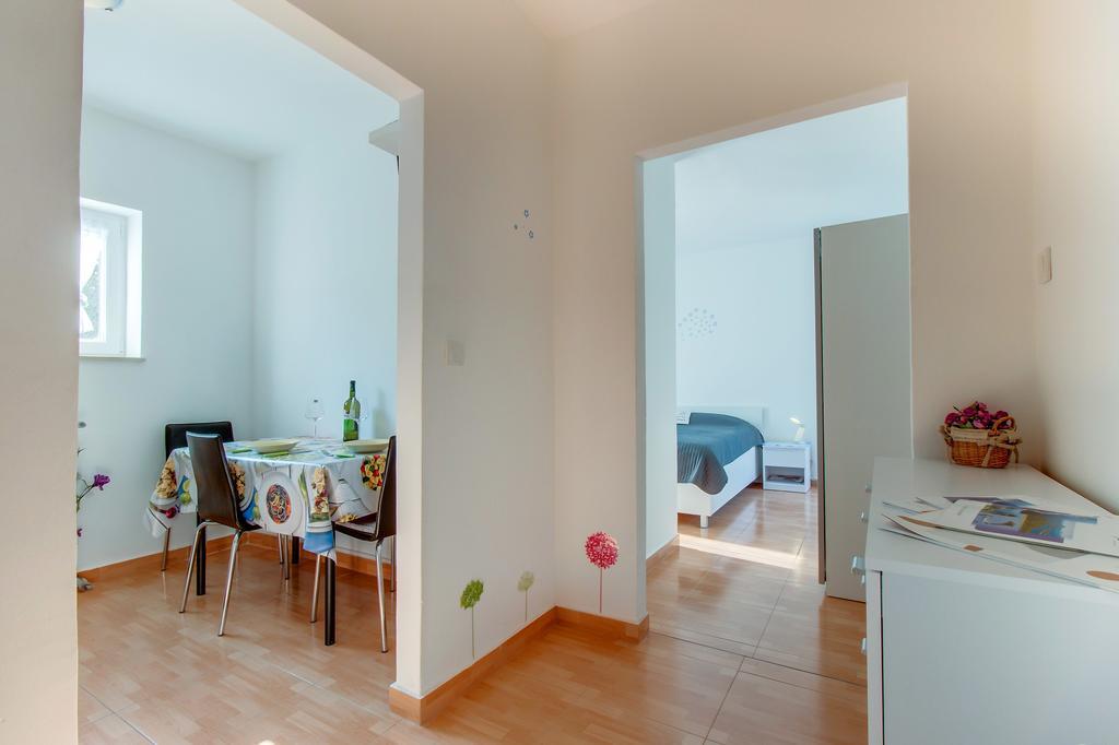 Apartment Senka マリ・ロシニュ エクステリア 写真