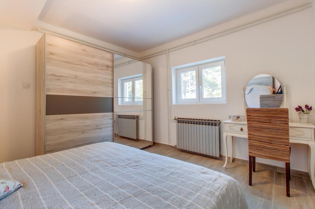 Apartment Senka マリ・ロシニュ エクステリア 写真