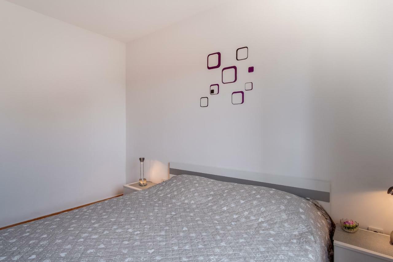 Apartment Senka マリ・ロシニュ エクステリア 写真