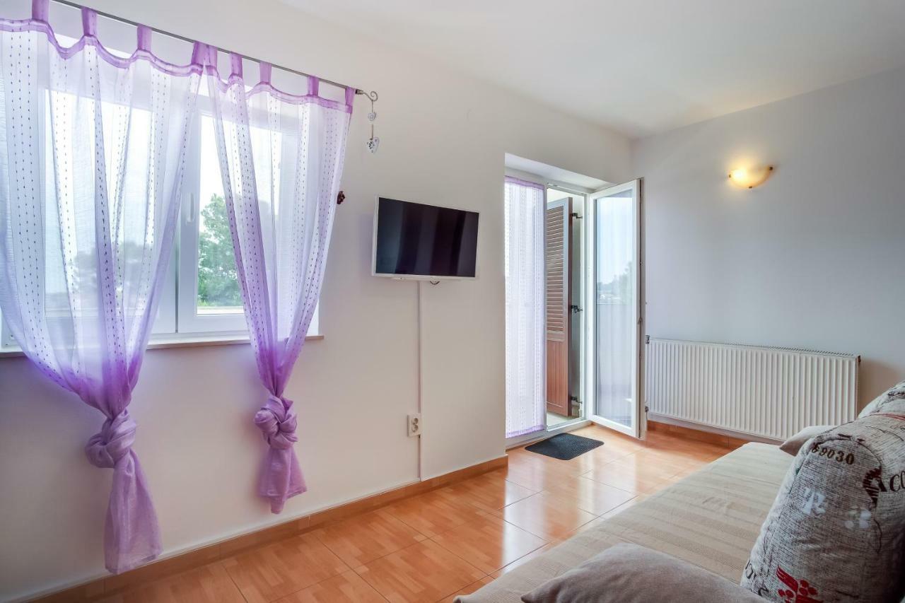 Apartment Senka マリ・ロシニュ エクステリア 写真